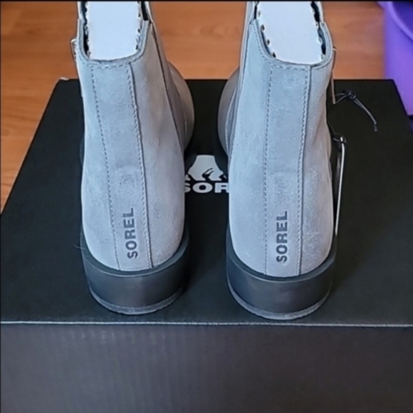 SOREL Emelie II Waterproof Leather Chelsea Boot - Picture 8 of 8